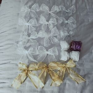 💚Free With Purchase- Silver Polka Dot and Qssorted Ribbon Set